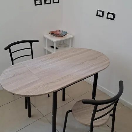 Fiera Bolognina - Komodo - Completo Con Giardino