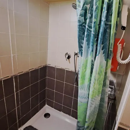 Fiera Bolognina - Komodo - Completo Con Giardino