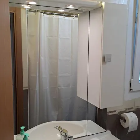 Fiera Bolognina - Komodo - Completo Con Giardino