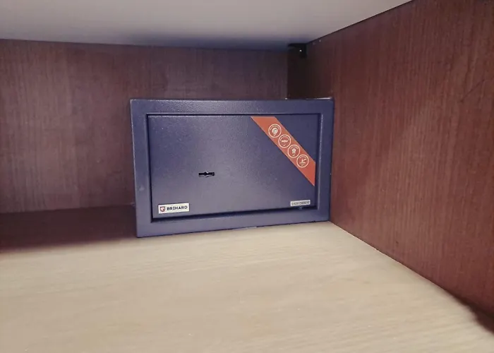 Fiera Bolognina - Komodo - Completo Con Giardino *