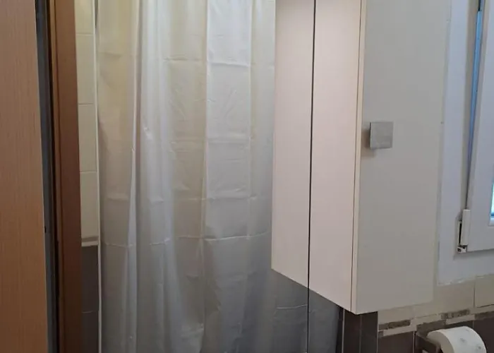 Fiera Bolognina - Komodo - Completo Con Giardino