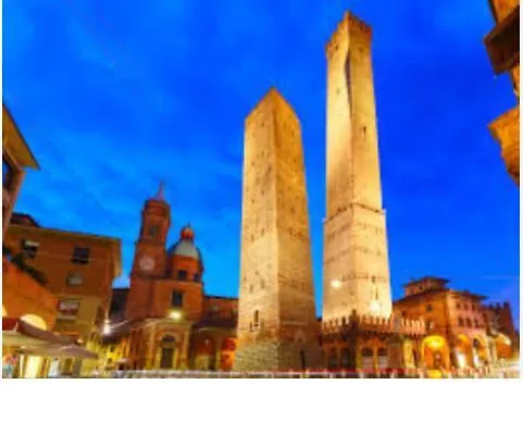 아파트 Fiera Bolognina - Komodo - Completo Con Giardino *