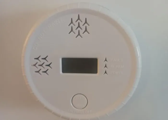 Fiera Bolognina - Komodo - Completo Con Giardino