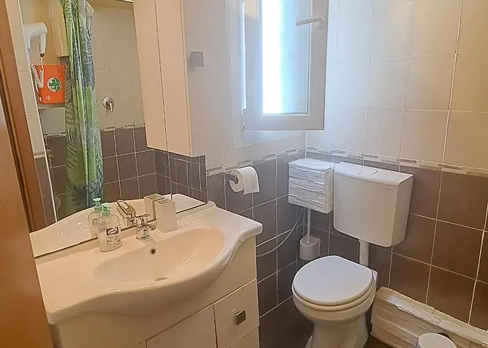 شقة Fiera Bolognina - Komodo - Completo Con Giardino *