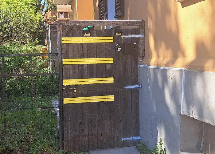 Fiera Bolognina - Komodo - Completo Con Giardino