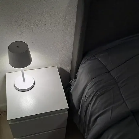 Fiera Bolognina - Komodo - Completo Con Giardino Apartmán